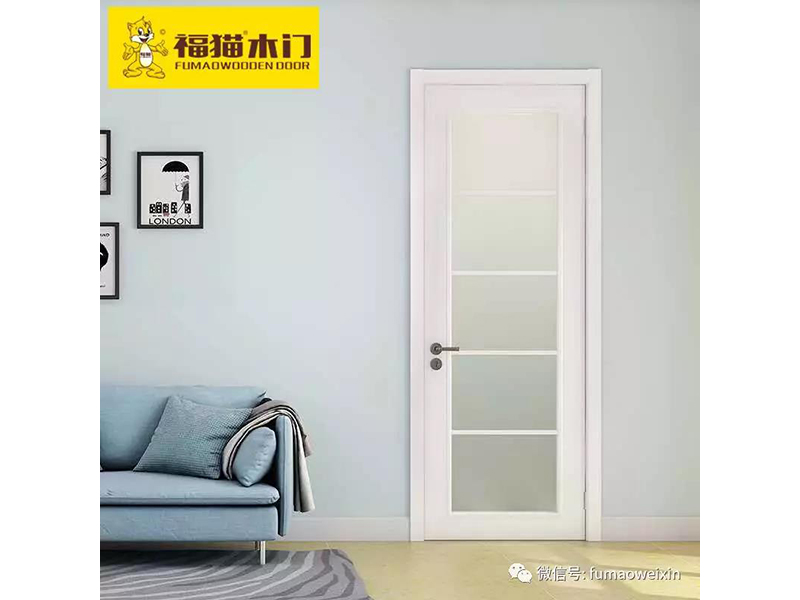 Fu cat wooden door